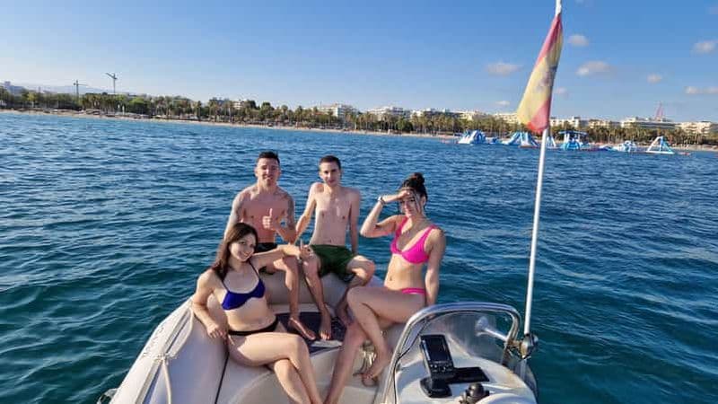 Billet Salou : Excursion en bateau zodiac privé dans les criques de Salou