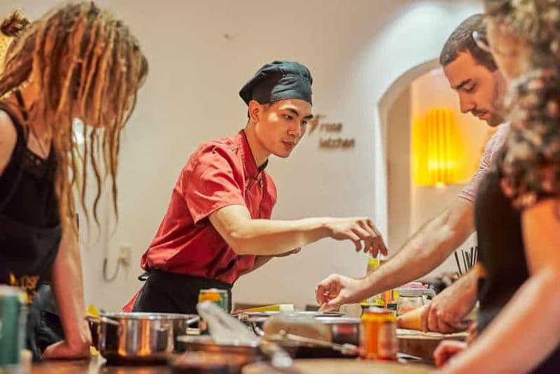 Billet Hanoï : cours de cuisine, contes culturels, marché et transfert