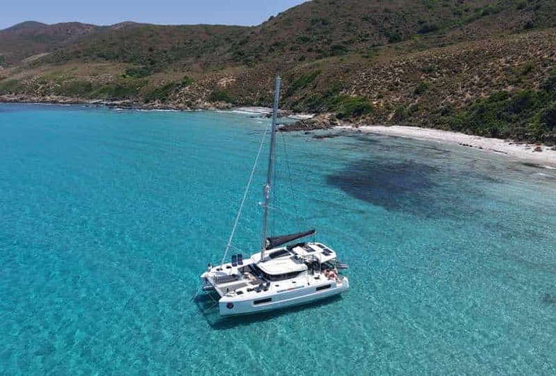 Billet L'ile-rousse Corse Excursion catamaran: Journée dans le Désert des Agriates