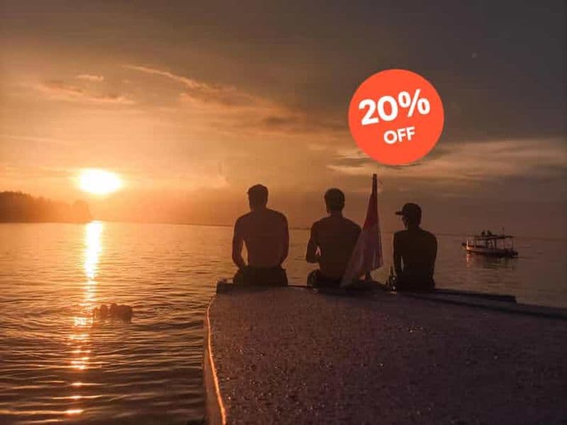 Billet Gili Trawangan : Tour en bateau au coucher du soleil et plongée en apnée sur les îles Gili