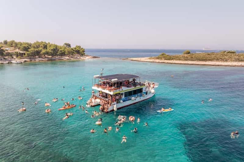 Billet Split : Croisière à Hvar, Brač et Pakleni avec déjeuner et boissons