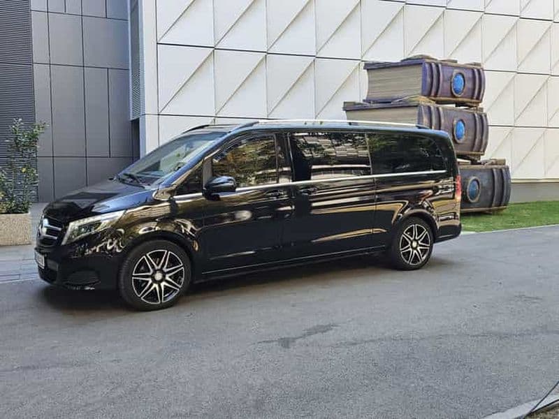 Billet Bucarest : Transfert aéroport et service de chauffeur