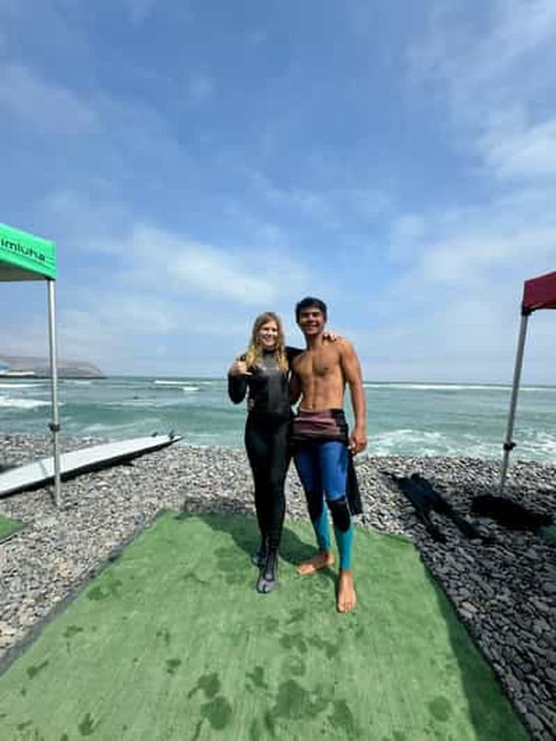 Billet Miraflores : cours de surf avec vidéos, équipement et moniteur