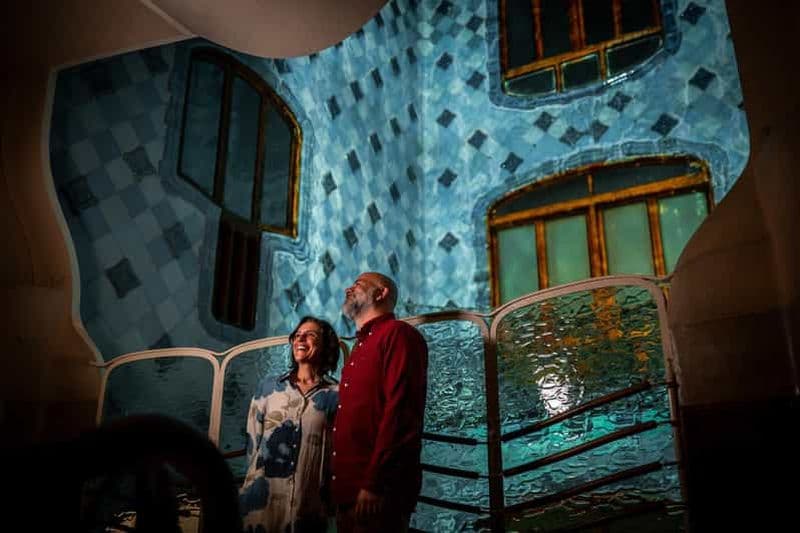 Billet Barcelone : Visite nocturne de la Casa Batlló avec boisson de bienvenue
