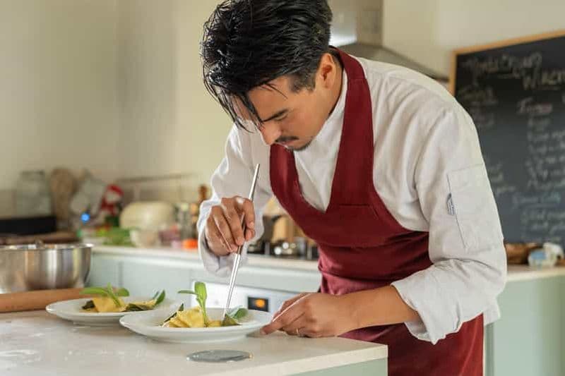 Billet Les secrets culinaires de la Toscane dévoilés : Cours de cuisine et dîner