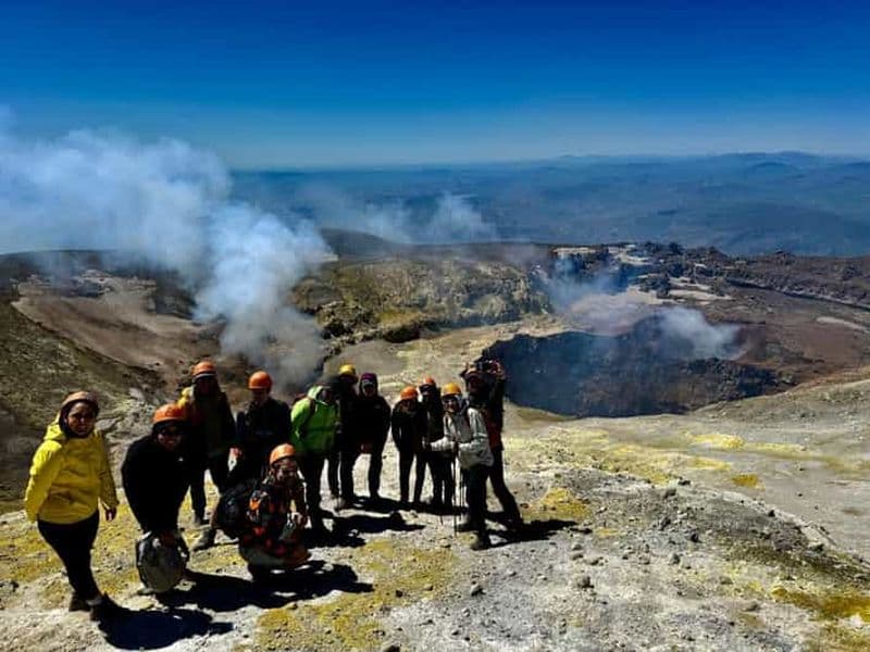 Billet Etna Sud : visite des cratères du sommet en téléphérique et Jeep 4x4