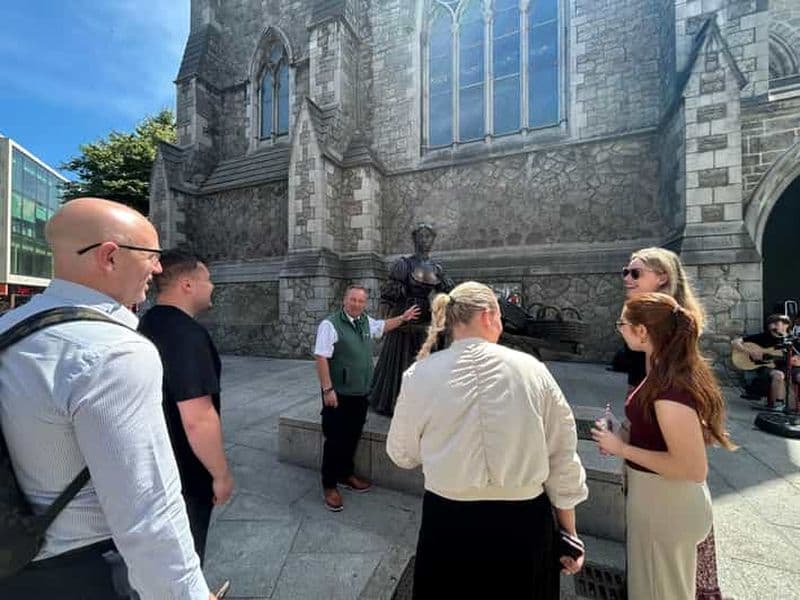 Billet Visite à pied de Dublin : château et cathédrales avec un expert local