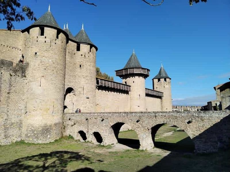 Billet Carcassonne : Visite guidée privée de la forteresse médiévale