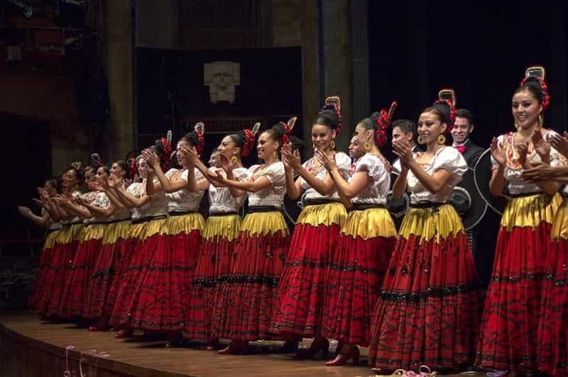 Billet Profitez du Ballet folklorique au Palacio de Bellas Artes.