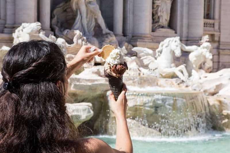 Billet Rome : Visite souterraine du quartier de la fontaine de Trevi et crème glacée