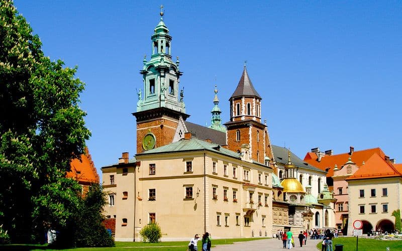 Billet Cracovie : visite guidée de Wawel, déjeuner et croisière sur la Vistule