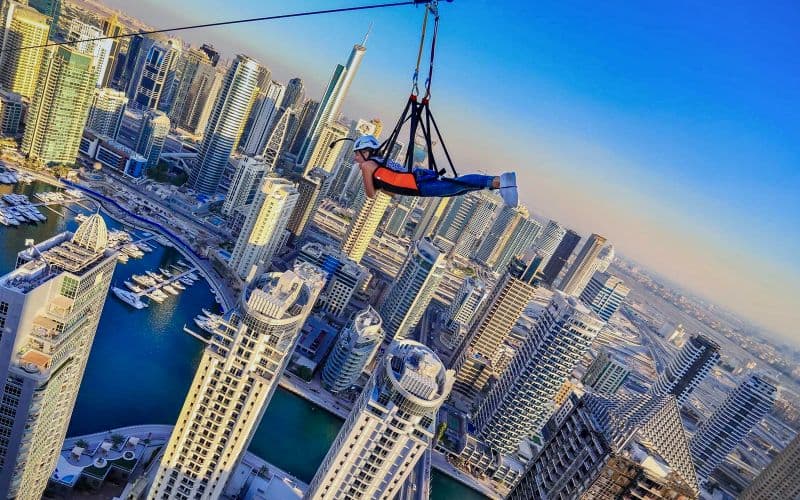 Billet Billets pour la tyrolienne XLine Dubai Marina avec photos, vidéos et bon pour un repas gratuit