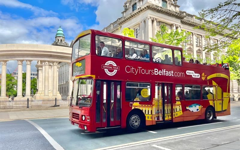 Billet Visites de villes : Visite en bus Hop-On Hop-Off de Belfast