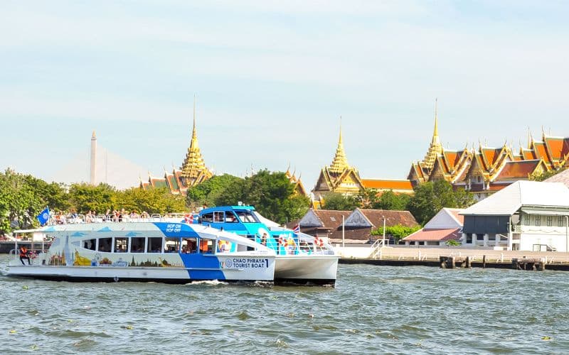 Billet Bateau touristique Chao Phraya : Visite en bateau Hop-On Hop-Off d'une journée à Bangkok