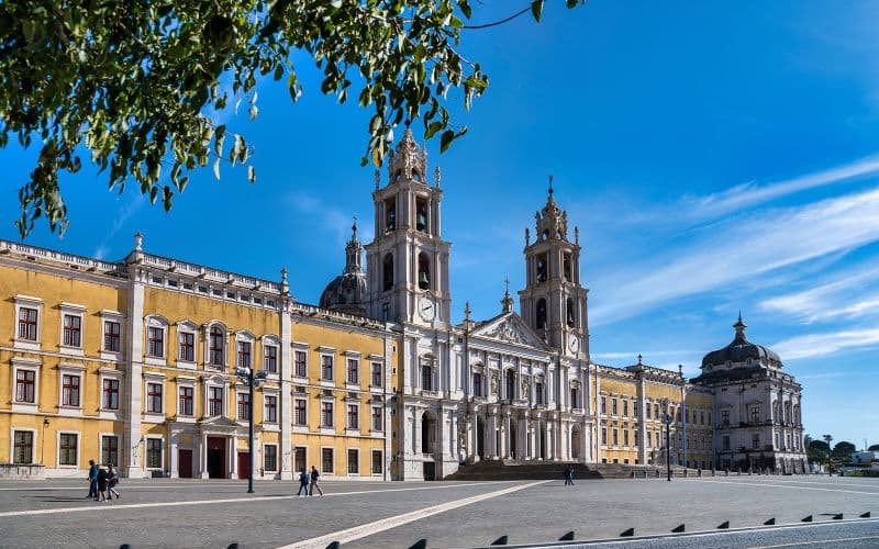 Billet Billets d'entrée au Palais national de Mafra avec la carte optionnelle de Lisbonne
