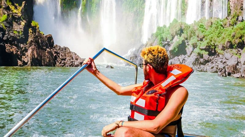 Billet Depuis Puerto Iguazú : Visite des chutes d'Iguazú côté Argentine avec excursion en bateau, entrée et navettes