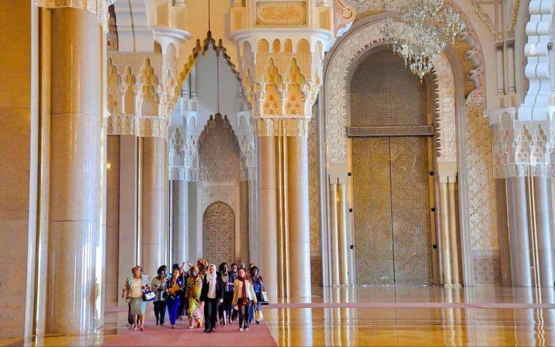 Billet Visite guidée de la mosquée Hassan II avec entrée coupe-file et transferts en option