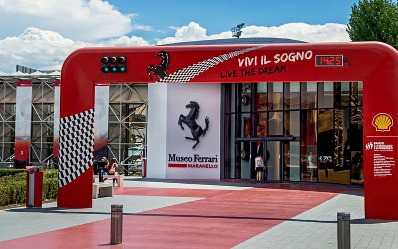 Billet Combo : Billets d'entrée au Musée Ferrari de Maranello + Musée Enzo Ferrari de Modène
