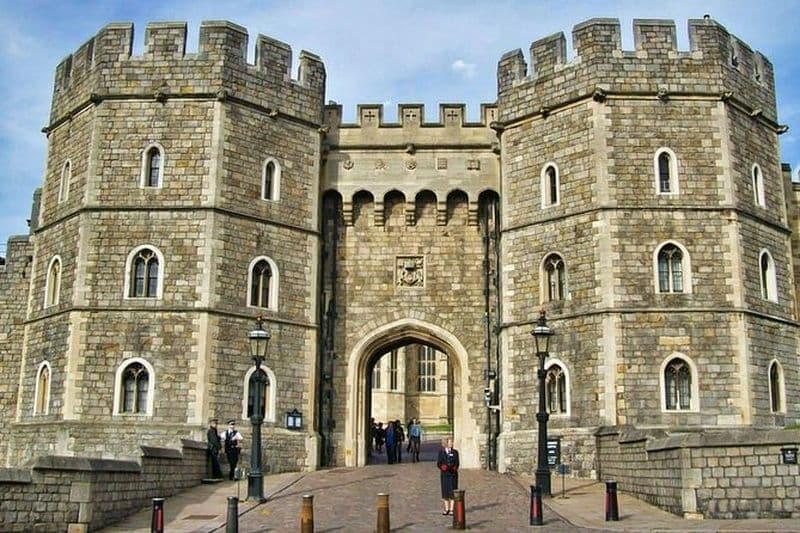 Billet Transfert privé aller-retour de Londres au Château de Windsor et à Legoland Windsor
