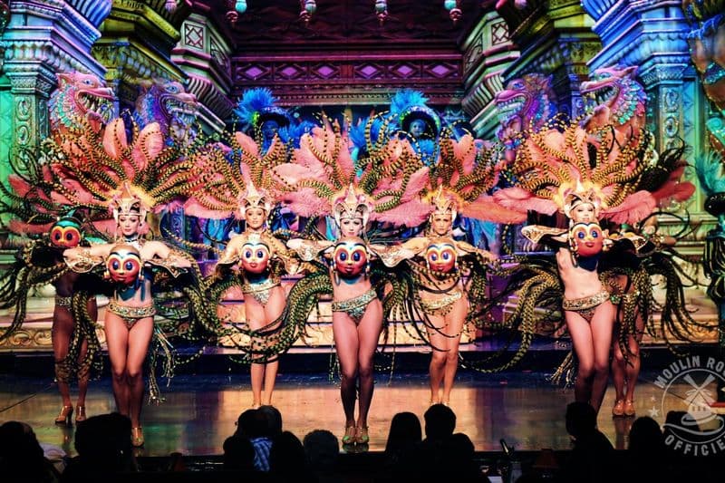 Billet Croisière sur la Seine et billets pour le Moulin Rouge avec champagne