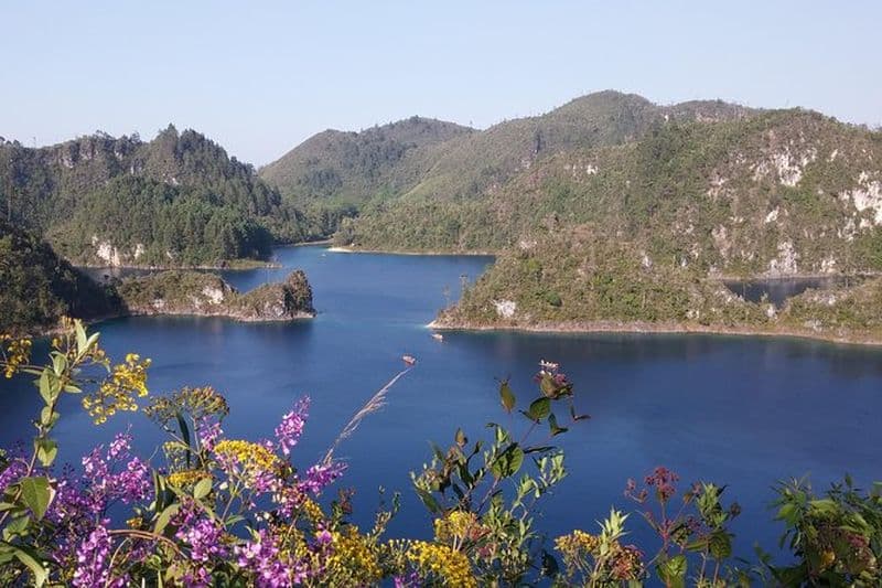 Billet Excursion aux Lagunes de Montebello et à la Cascade El Chiflón depuis San Cristóbal de las Casas