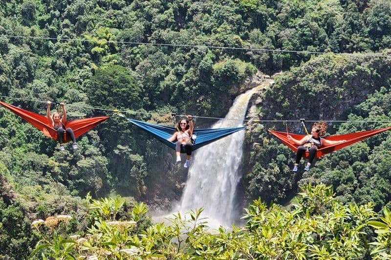 Billet Excursion à la Réserve Naturelle La Ceja avec hamacs, tyrolienne et cascade depuis Medellín