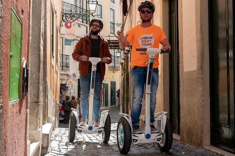 Billet Balade en segway dans le vieux quartier de Lisbonne