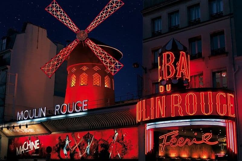 Billet Visite nocturne de Montmartre avec spectacle de cabaret et dîner à Paris