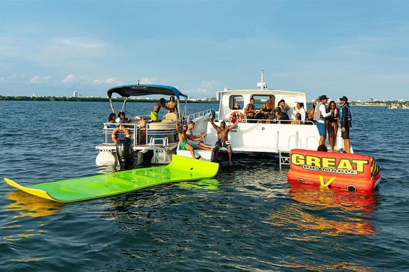 Billet Croisière en catamaran à Miami avec jet-skis