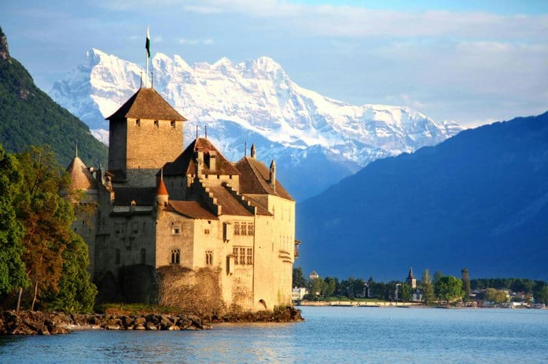 Billet Chaplin, Montreux and Chillon castle winter tour