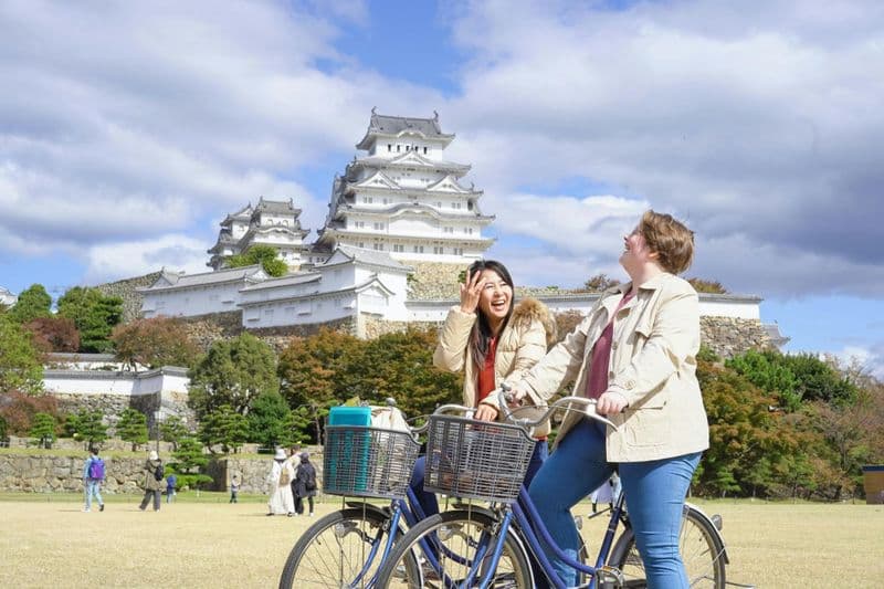 Billet Visite guidée à vélo de la ville du château de Himeji avec déjeuner