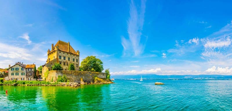 Billet Voyage en bus à Yvoire depuis Genève avec croisière en bateau