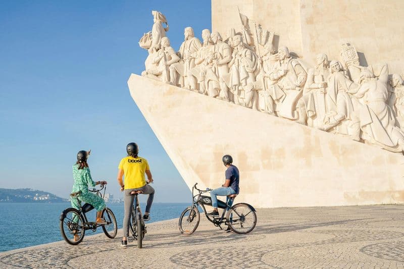 Billet Visite privée en vélo électrique au bord de la rivière de Lisbonne avec guide anglais