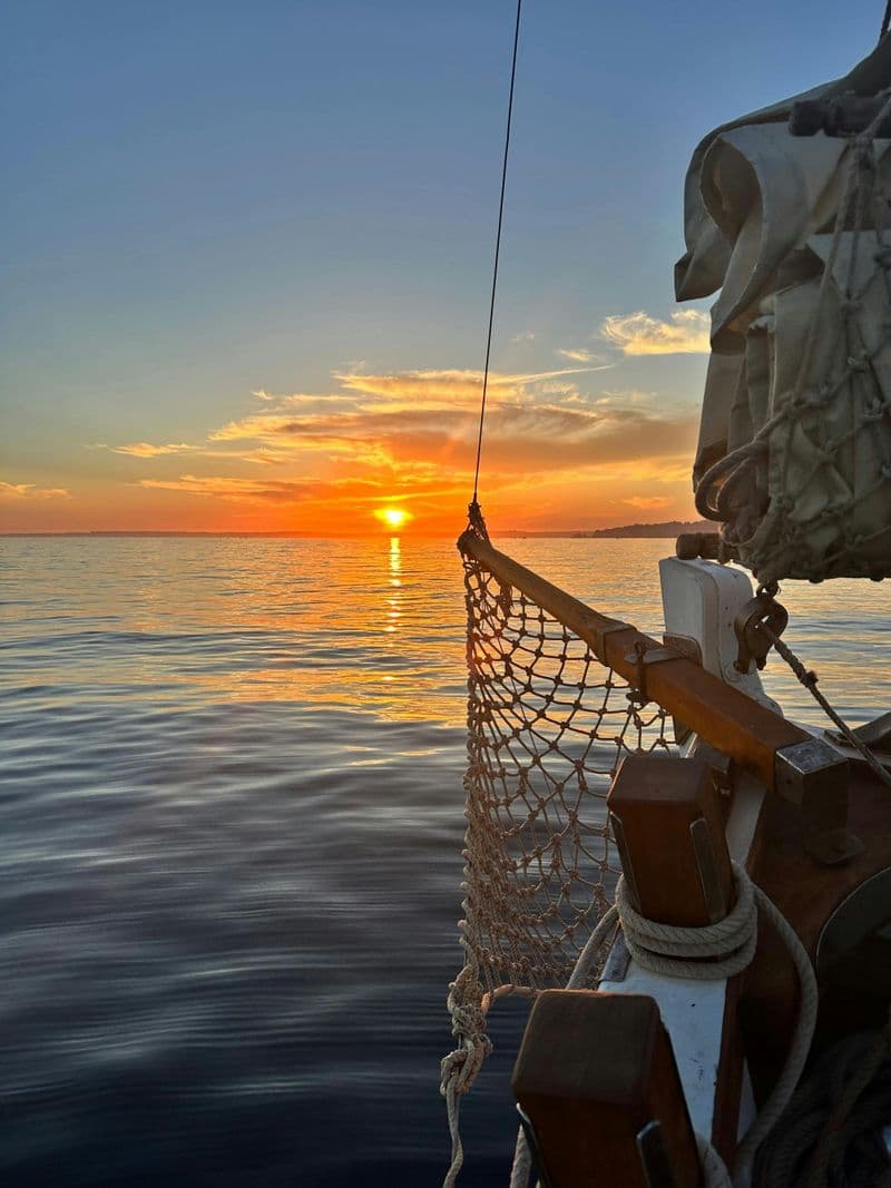 Billet Croisière au coucher du soleil en Algarve - tapas, boissons et baignade