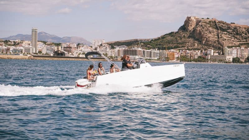 Billet Location de bateau - Nuva M6 (Motorboat)