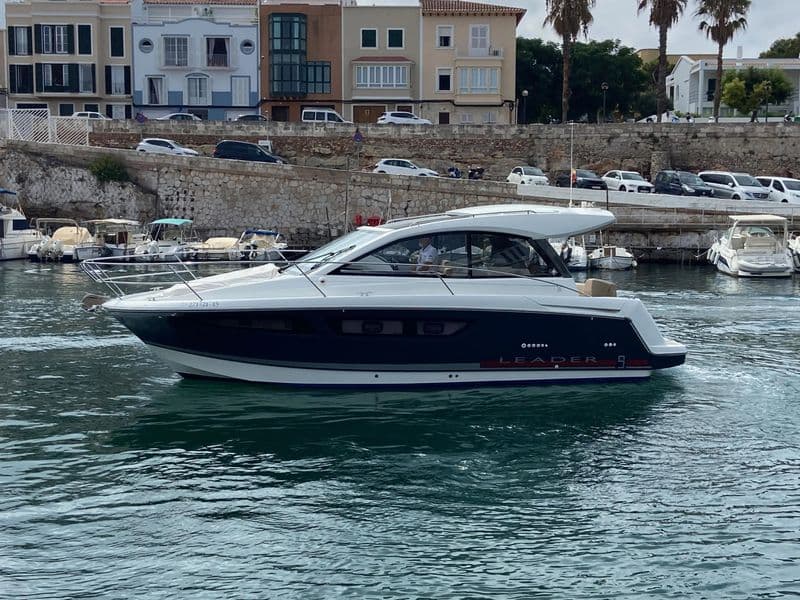 Billet Location de bateau - Jeanneau LEADER 9 HT (Motorboat)
