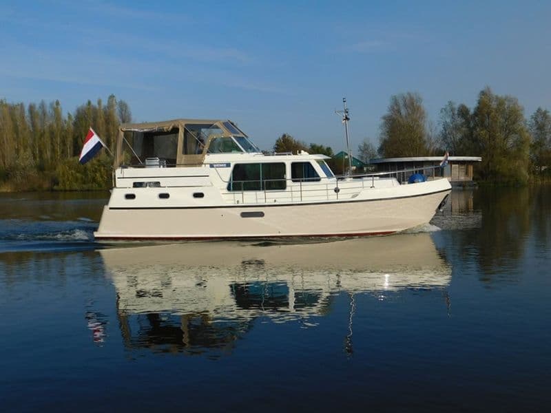 Billet Location de bateau - Veha Euroclassic Nienke (Motorboat)