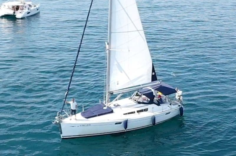 Billet Location de bateau - Jeanneau Sun Odyssey 36i (Sailboat)