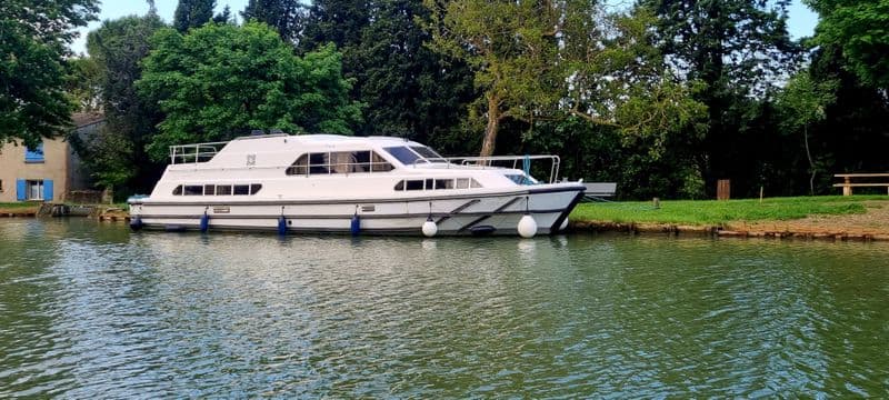 Billet Location de bateau - Le Boat classique 40 (Barge)