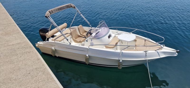 Billet Location de bateau - B2 Marine Cap ferret 572 open (Motorboat)