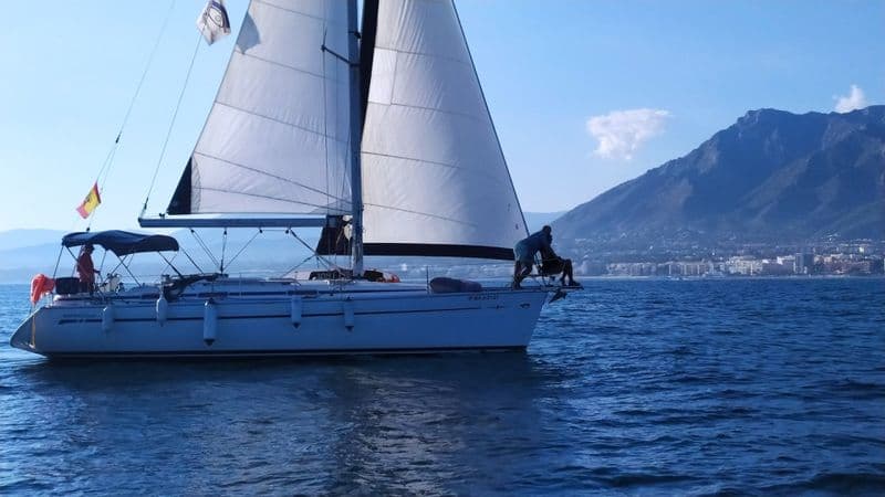 Billet Location de bateau - Bavaria 350 (Sailboat)