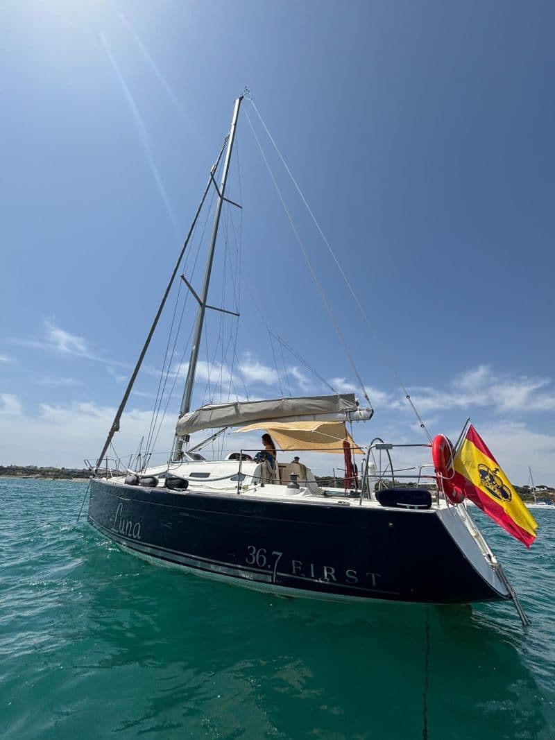 Billet Location de bateau - Bénéteau First 36.7 (Sailboat)