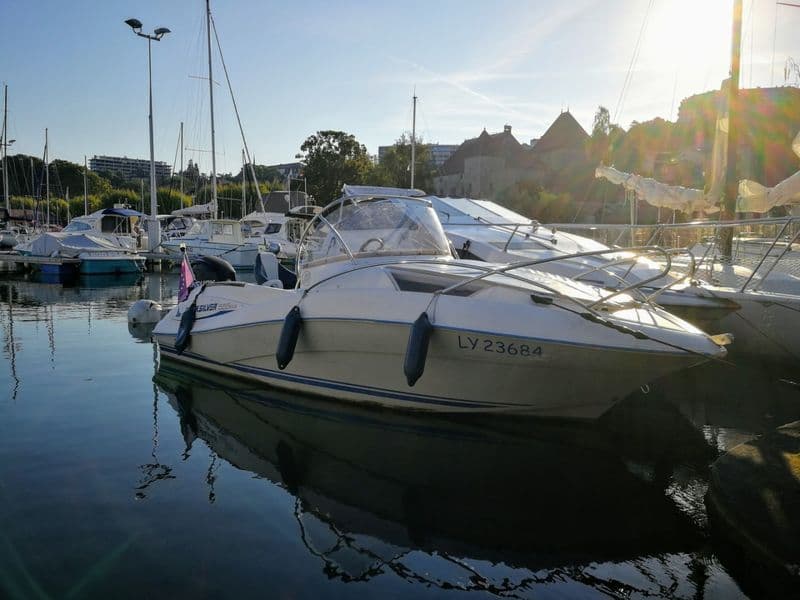 Billet Location de bateau - Quicksilver 555 WA (Motorboat)