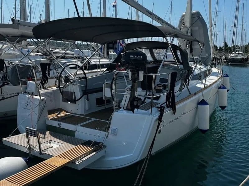 Billet Location de bateau - Jeanneau Sun Odyssey 349 (Sailboat)