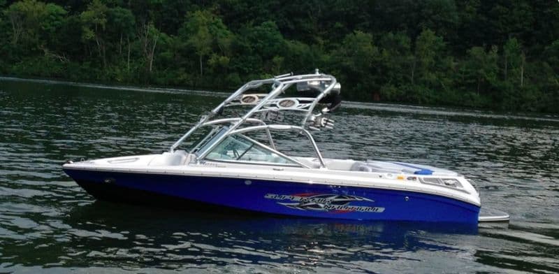 Billet Nautique Correct Craft Competition Ski Boat 2001 (Motorboat)