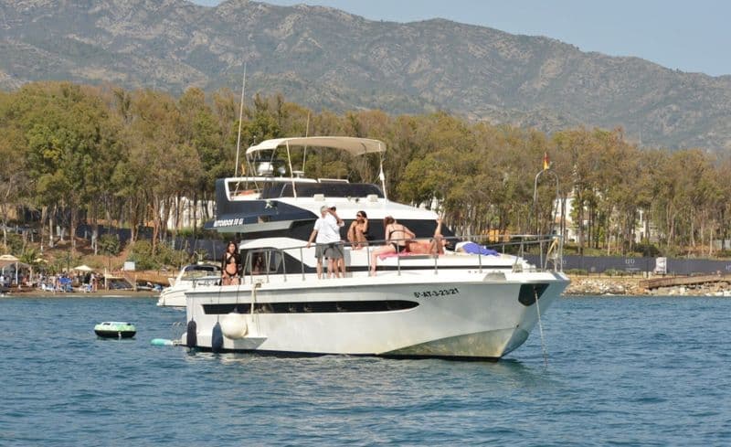 Billet Location de bateau - Astondoa 50 GL (Motorboat)