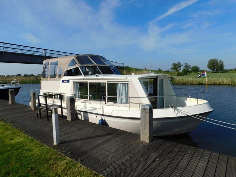 Billet Location de bateau - Houseboot  1050 (Motorboat)