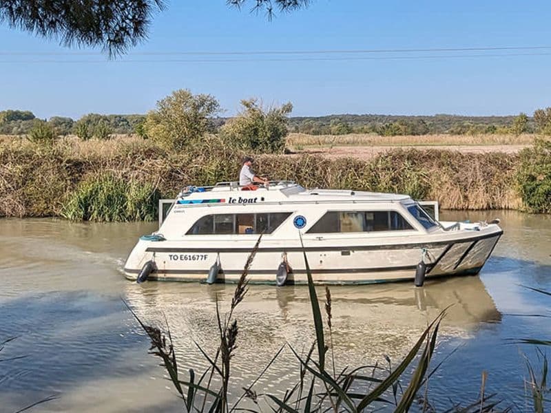 Billet Location de bateau - Cirrus B (Motorboat)