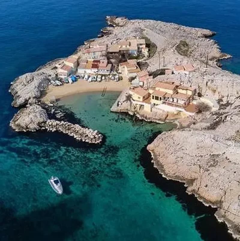 Billet Balade en bateau et snorkeling dans les Calanques de Marseille