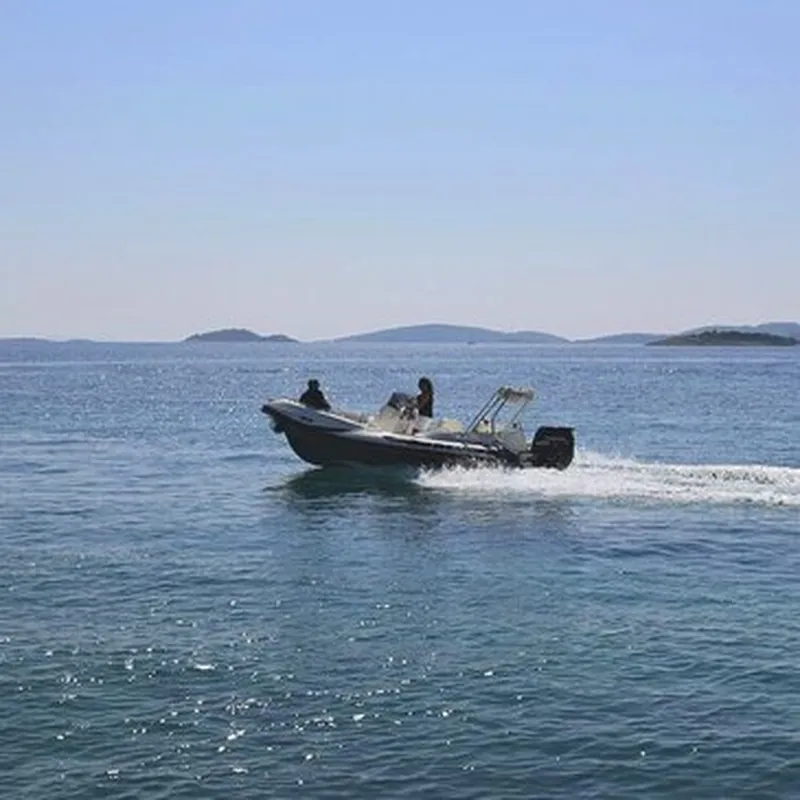 Billet Location de Bateau à Moteur à Monaco